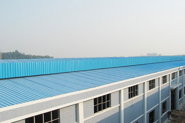 衢州PVC瓦：輕盈材質(zhì)、強(qiáng)韌性能，現(xiàn)代建筑的理想之選