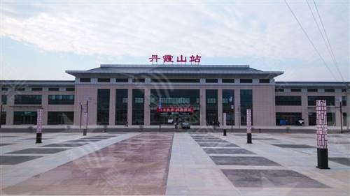 衢州合成樹(shù)脂瓦1050寬度防腐隔熱別墅瓦自建房用 鋼結(jié)構(gòu)施工廠房樹(shù)脂塑料瓦 樹(shù)脂瓦封檐板批發(fā)價(jià)格